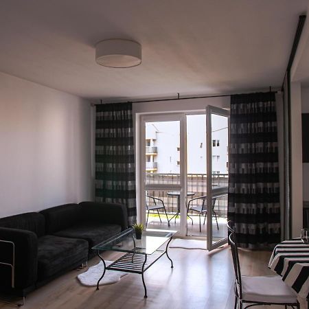 Sdh 2 Radzymin Comfortable Apartment Near Warsaw 外观 照片