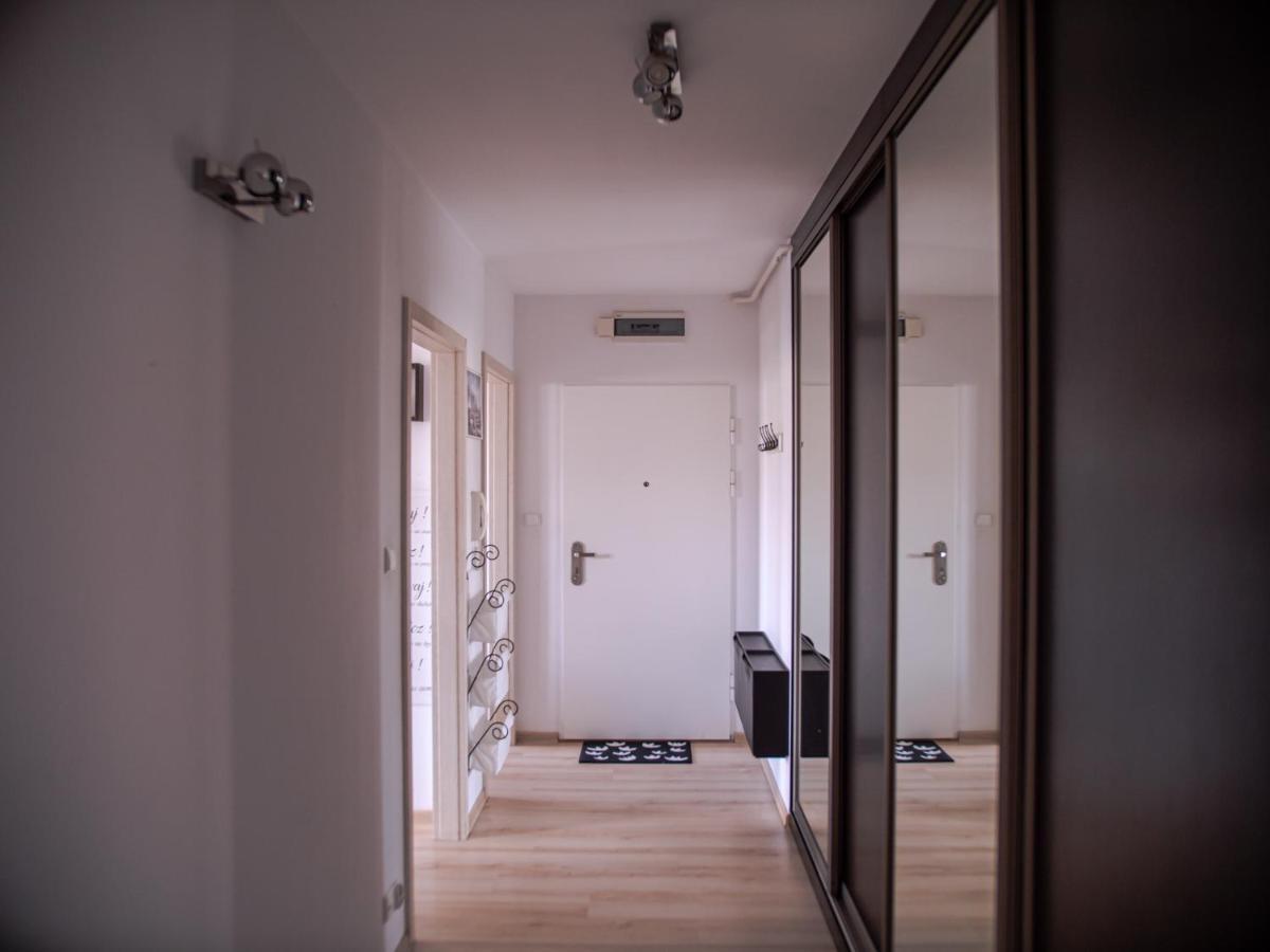 Sdh 2 Radzymin Comfortable Apartment Near Warsaw 外观 照片