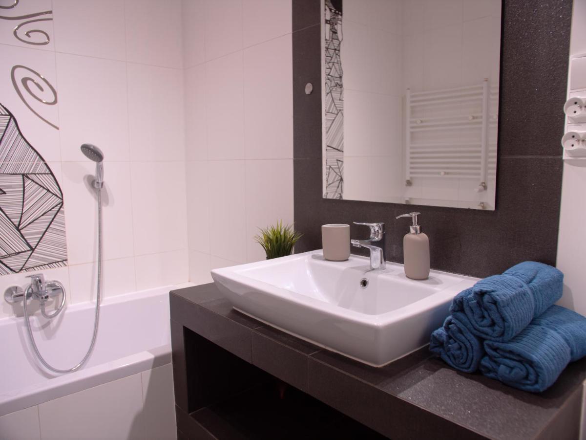 Sdh 2 Radzymin Comfortable Apartment Near Warsaw 外观 照片