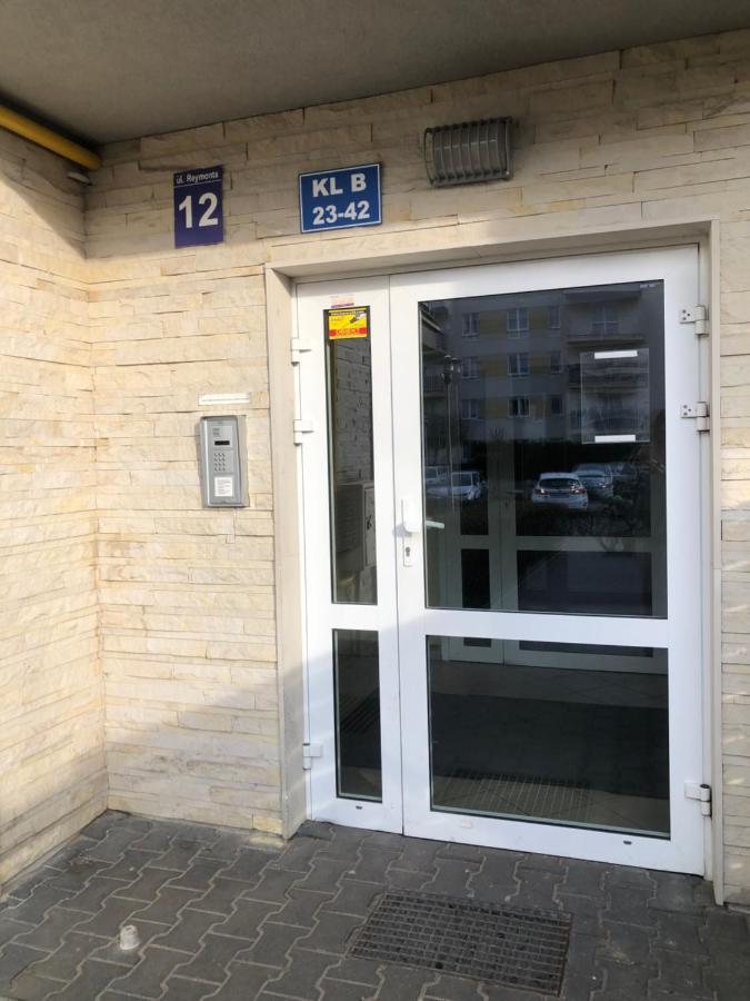 Sdh 2 Radzymin Comfortable Apartment Near Warsaw 外观 照片